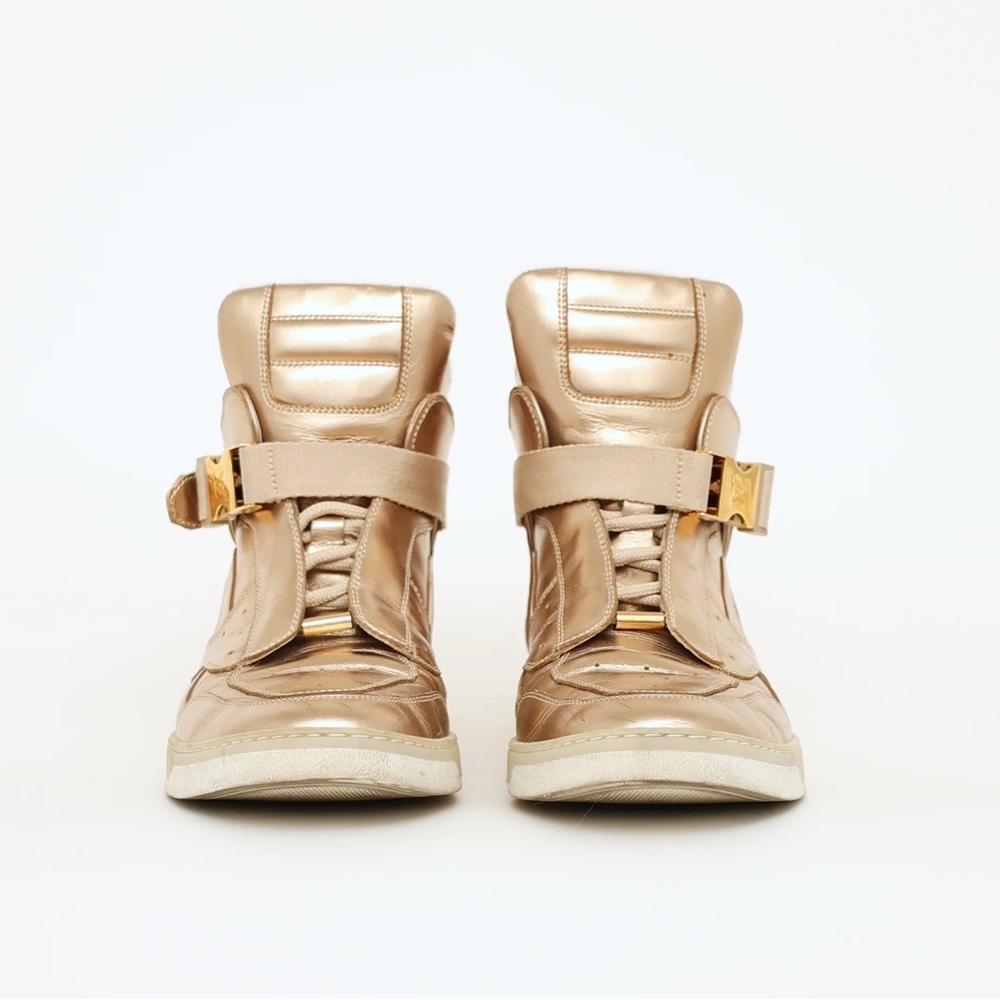 Brand New - Never Worn Louis Vuitton Gold Sneakers